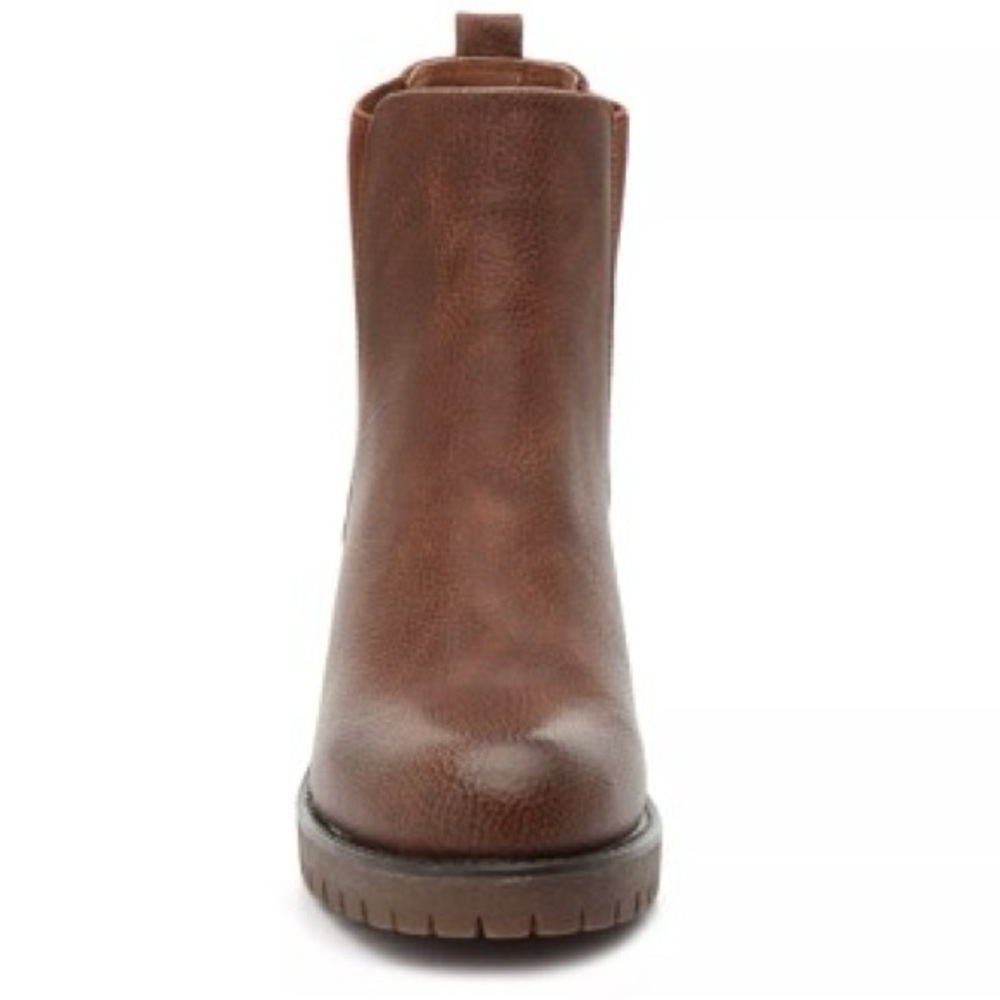 S45. NWT Mia Jody Chelsea Boot Luggage Brown Faux Leather 9.5M - Picture 4 of 10